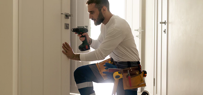 Mailbox Lock Installation Expert in Palm Desert, California