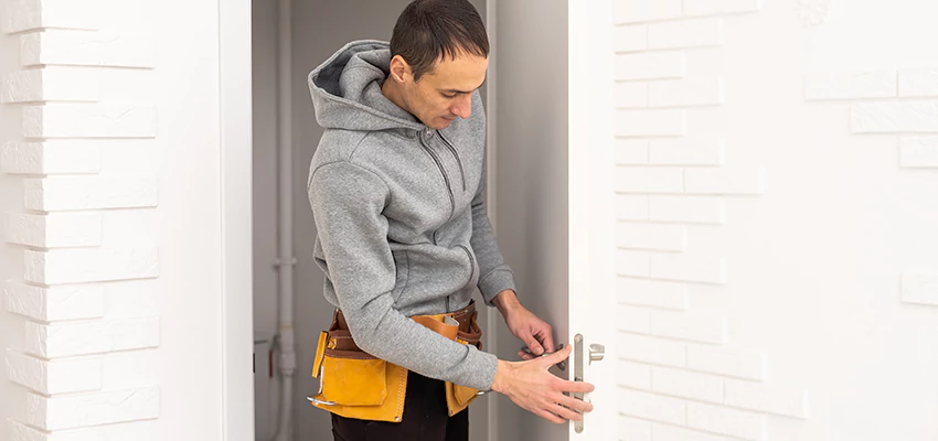 Nighttime Locksmith Near Me in Palm Desert, CA